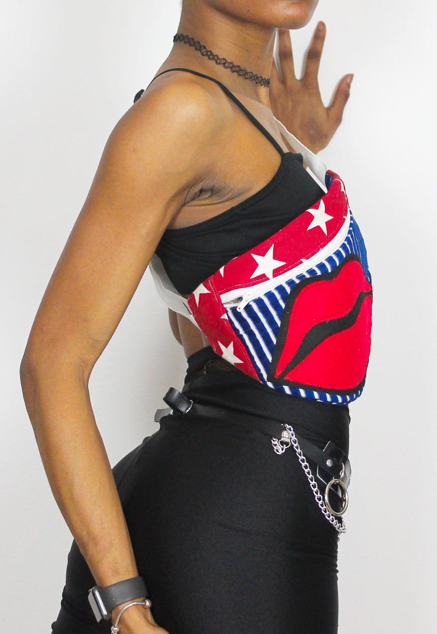 American Kisses - Large Bumbag in American print with Lips