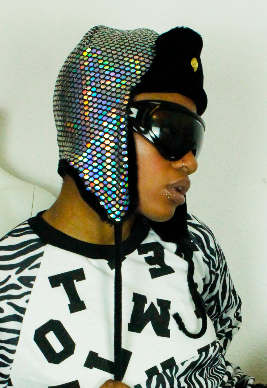 HOLOGRAPH Holographic deerstalker with black luxury faux fur lining
