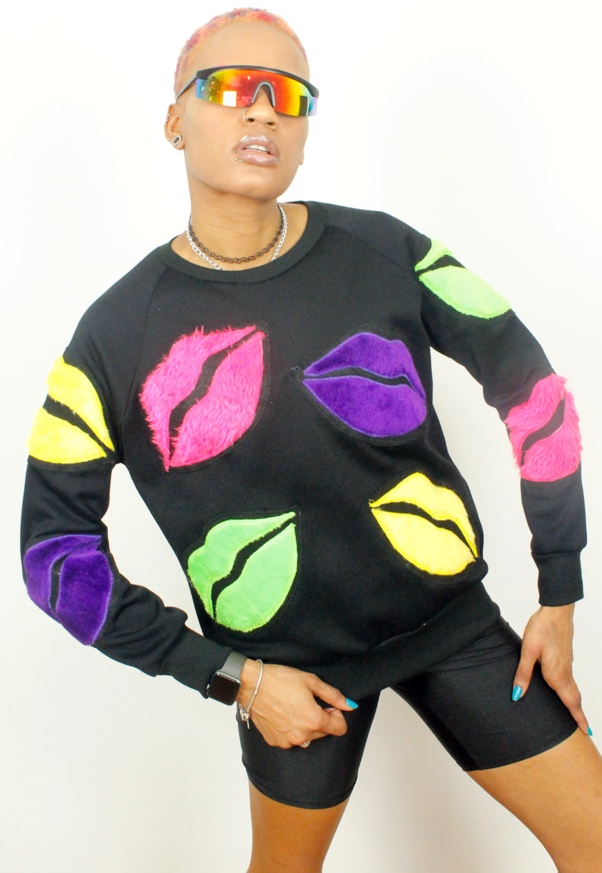 Monster kisses - oversized black sweater with multi colour lip appliques