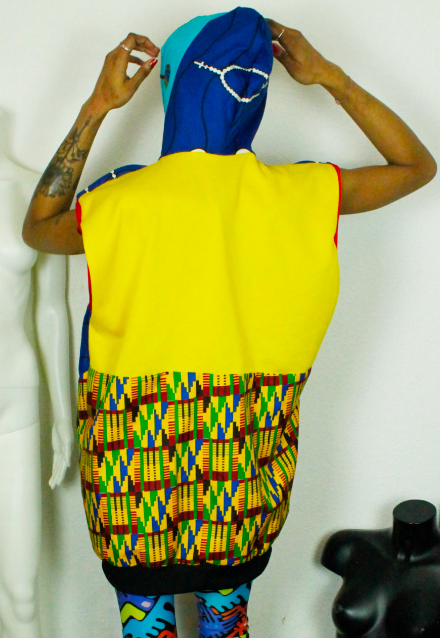 SANTA MARIA Saint print and kente yellow super oversized hooded sleeveless sweater