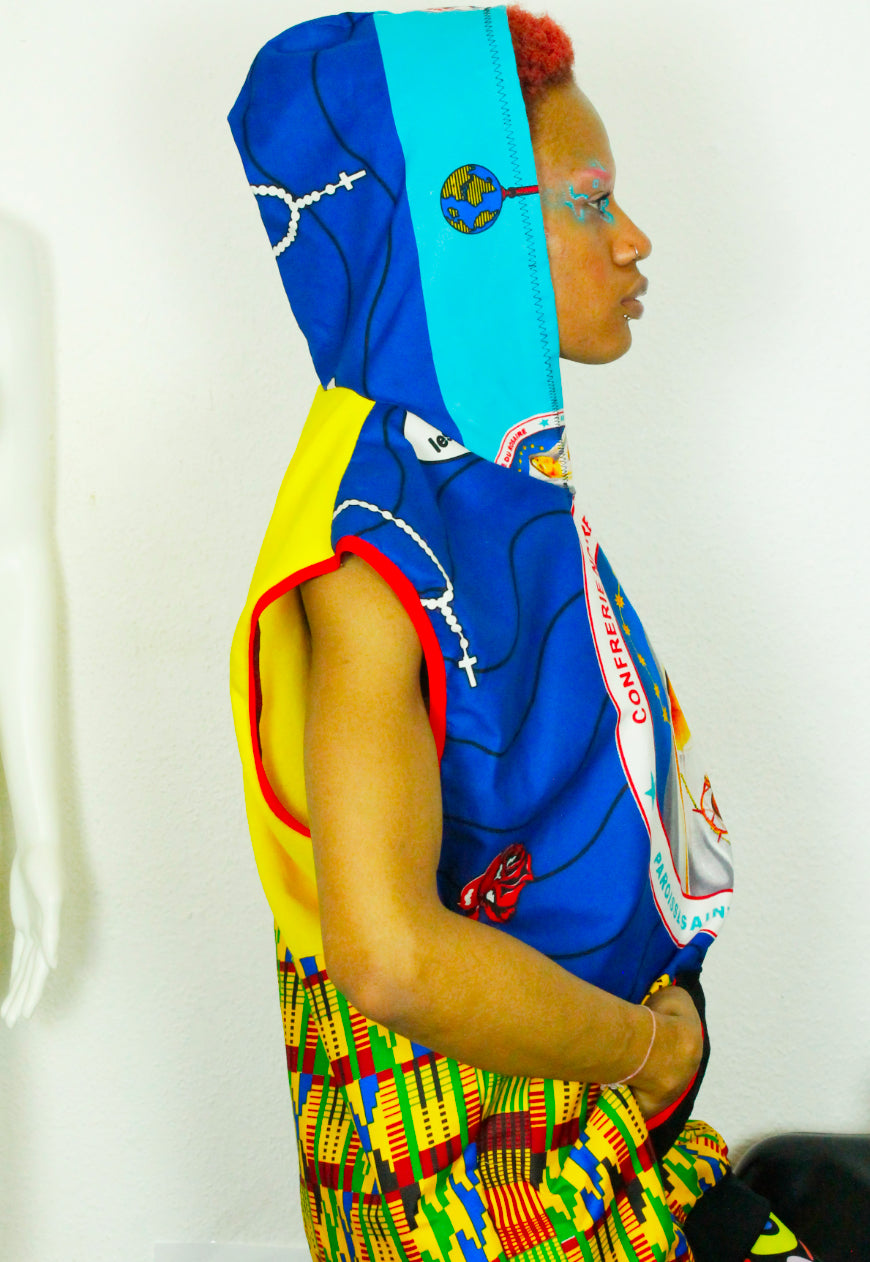 SANTA MARIA Saint print and kente yellow super oversized hooded sleeveless sweater