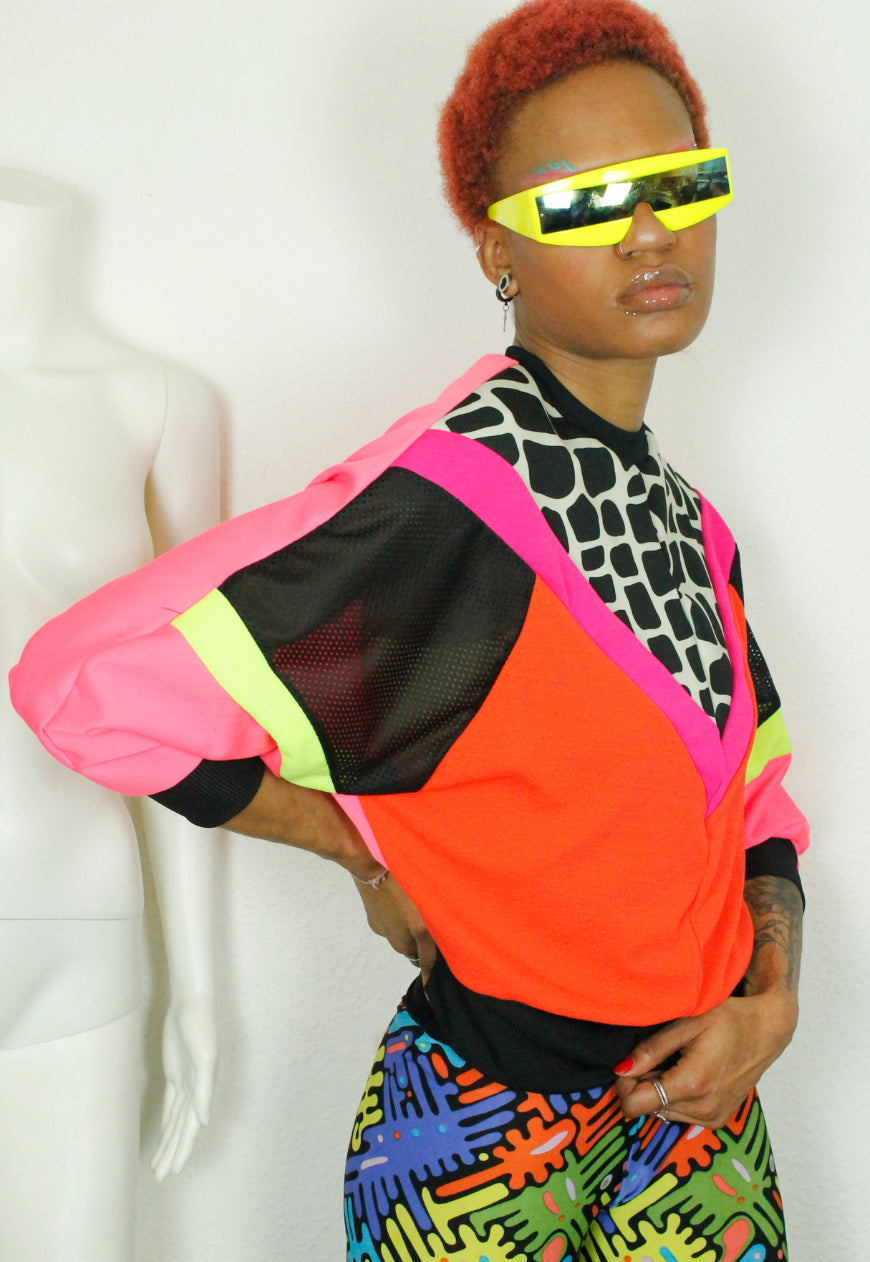 PRINTS CHARMING Abstract giraffe and neon panelled batwing jumper